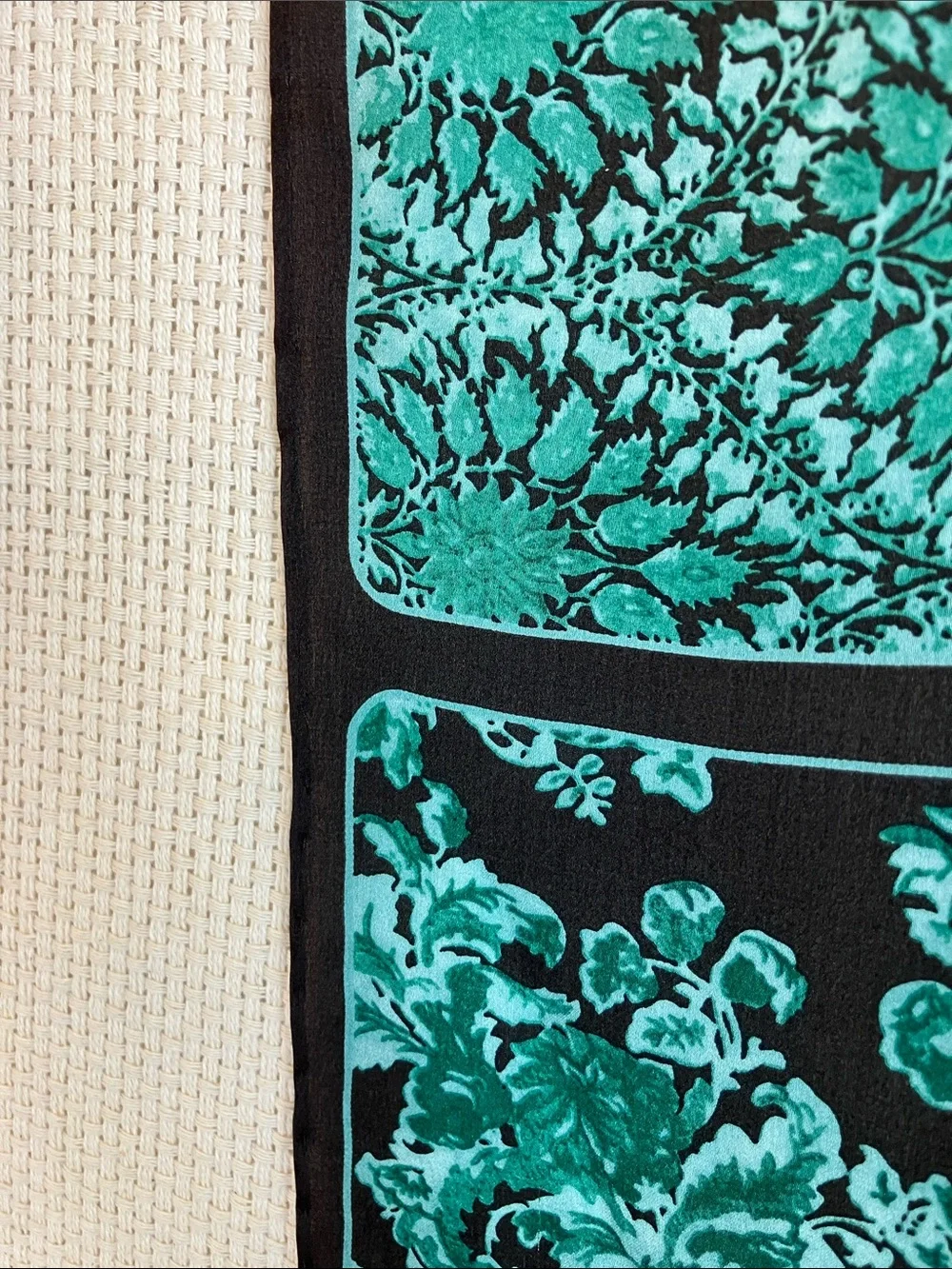 CARLISLE 100% Silk Long Scarf Shawl Green Floral Print - Picture 13 of 16